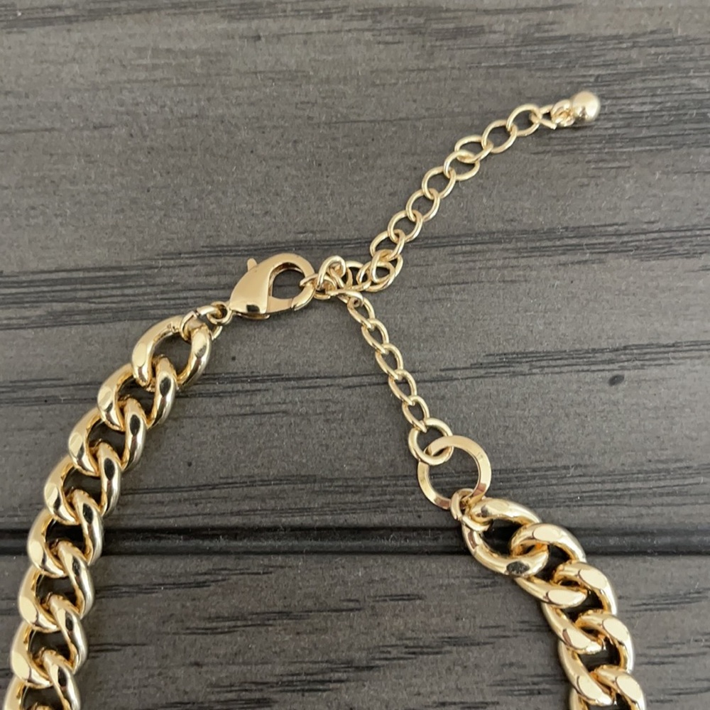 Statement Necklace - Picture 2 of 4